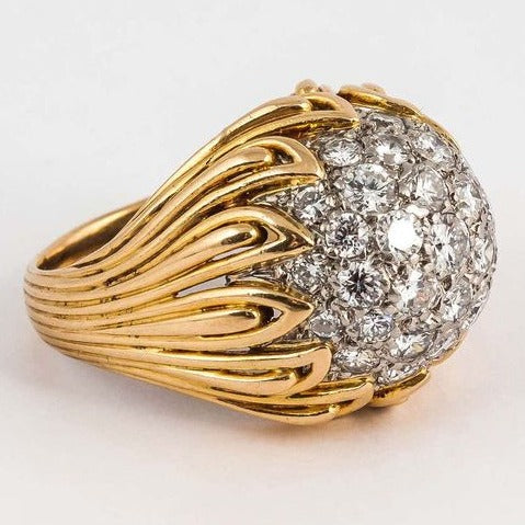 Faszinierender Vintage-Ring in strahlendem Goldglanz