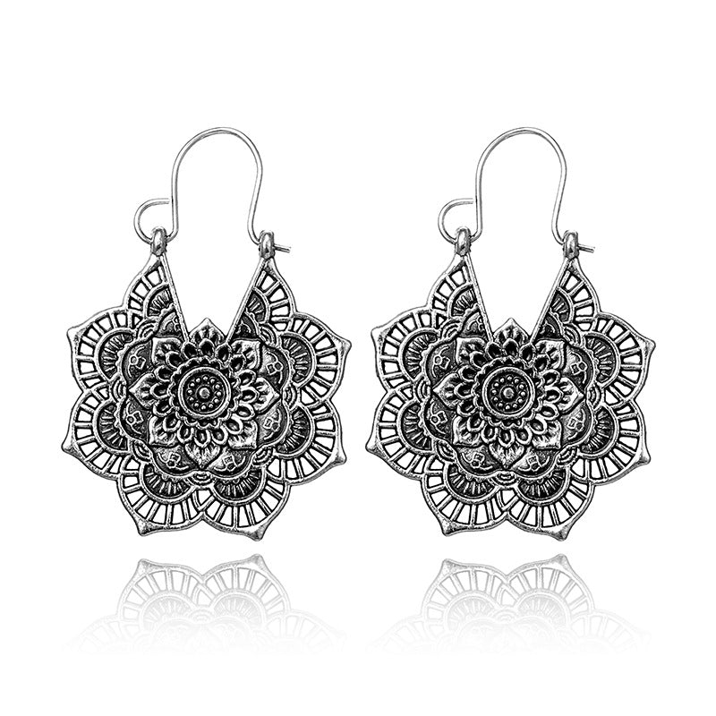 Elegante Lotus-Mandala-Ohrringe für zeitlosen Stil