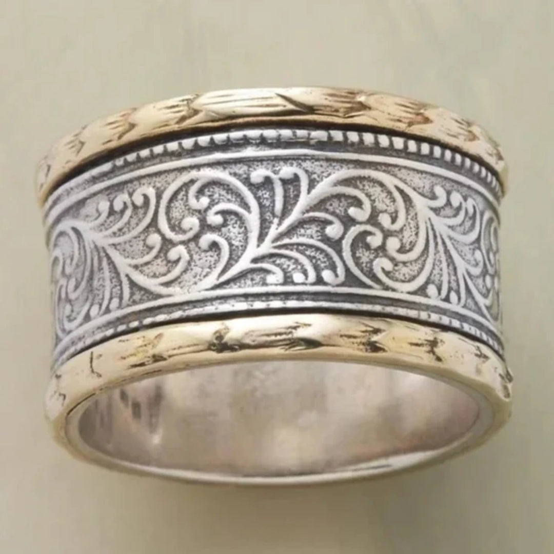 Eleganter Vintage-Ring in Gold- und Silberoptik