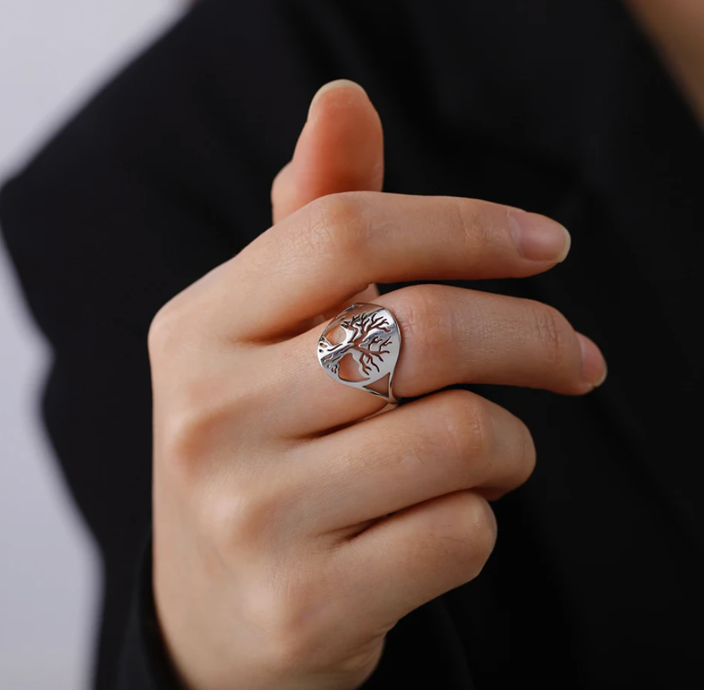 Eleganter Ring aus 925er Sterlingsilber mit zeitlosem Lebensbaum – das perfekte Geschenk für die Mutter