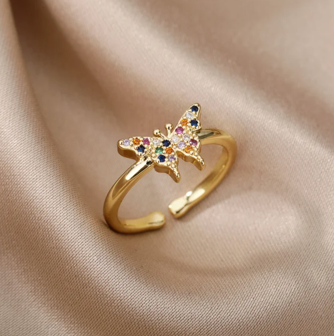 Eleganter verstellbarer Schmetterlingsring mit funkelndem mehrfarbigem Zirkonia, 18 Karat vergoldet