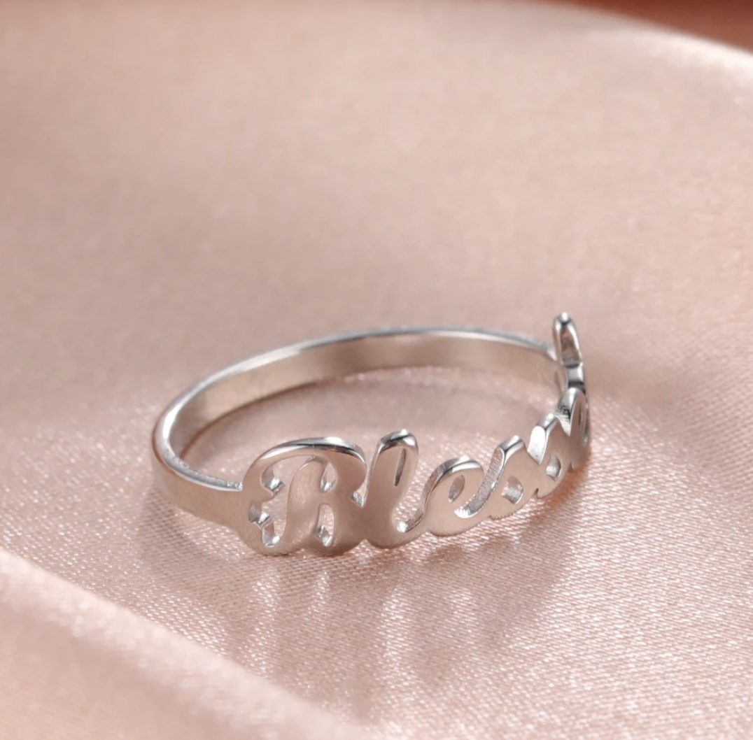 Eleganter 925er Sterlingsilber Ring mit segensreicher Bedeutung