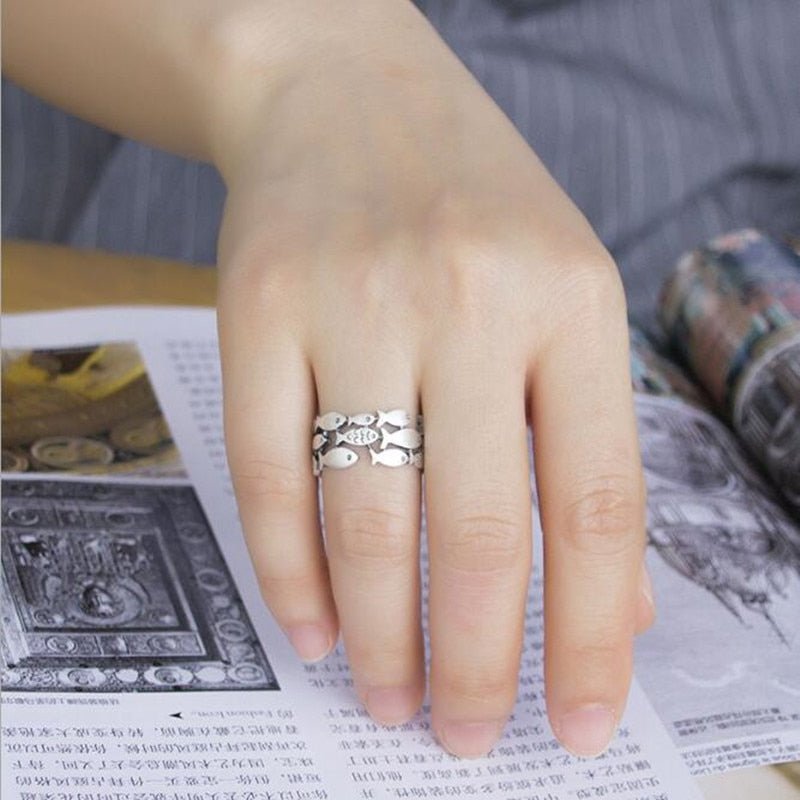 Eleganter Fischring mit außergewöhnlichem Design