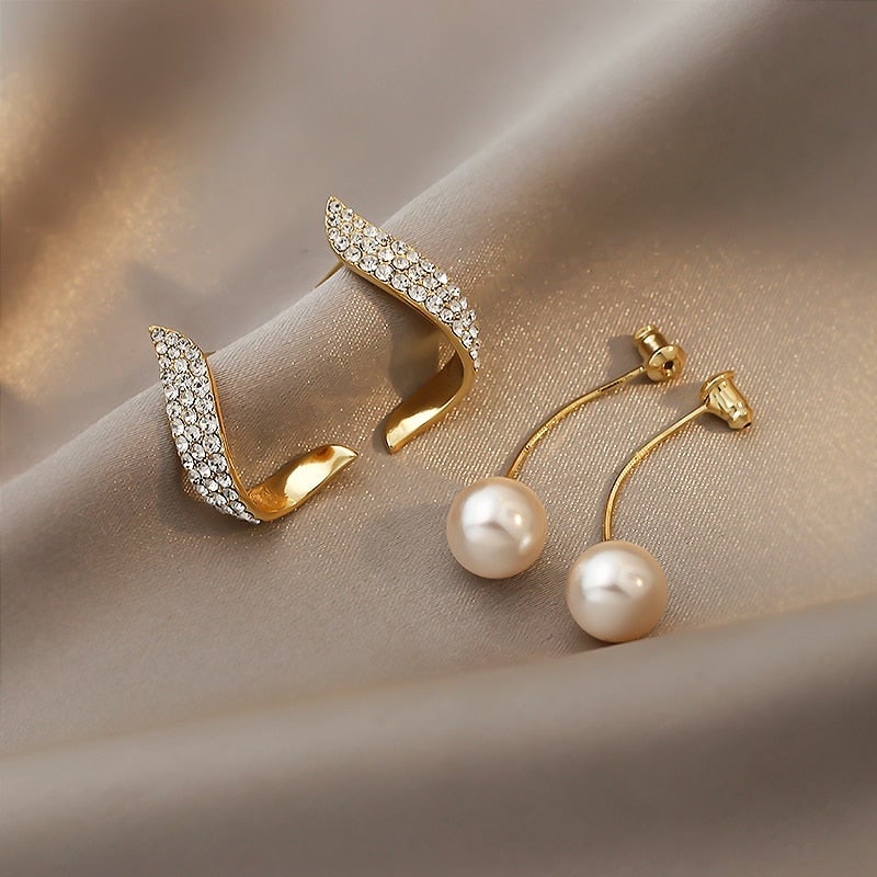 Elegante Gold-Perlenohrringe für strahlenden Glamour