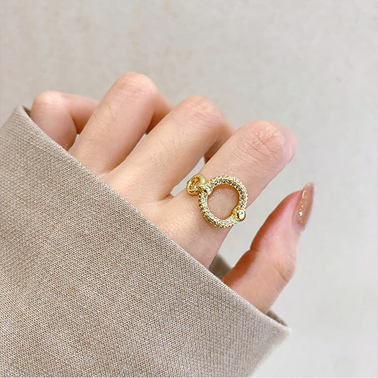 Exquisiter Gold Brillantring