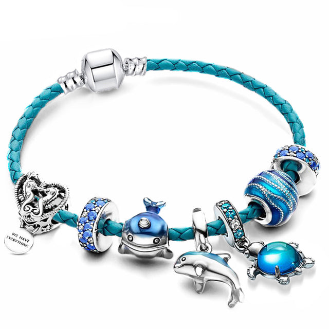 Stylisches von Ozean inspiriertes Leder- und Silber-Charm-Armband