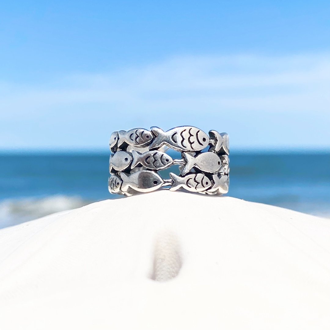 Eleganter Fischring mit außergewöhnlichem Design