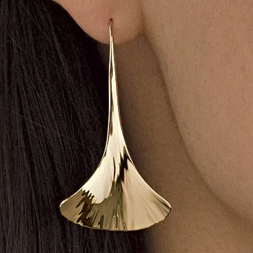 Elegante Vintage goldbeschichtete Anhängerohrringe