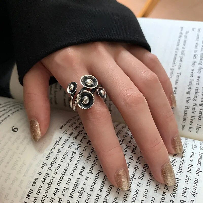 Eleganter Silberner Pilzring - Ein Hauch von Natur für Ihr Schmuckkästchen