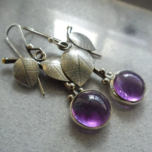 Elegante Vintage Violette Kristall-Ohrringe für einen Hauch von Glamour
