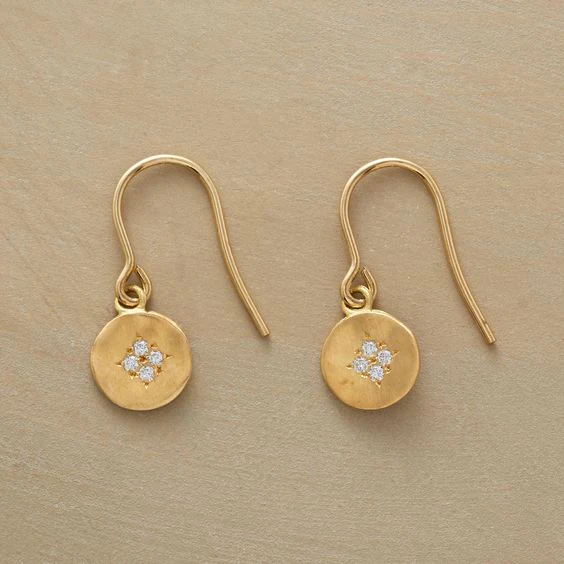 Elegante Vintage-Ohrringe mit funkelndem Goldzirkonia