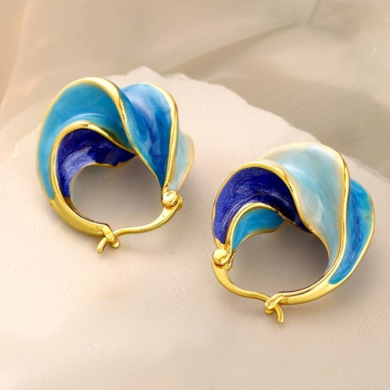 Elegante Vintage-Ohrringe aus goldverziertem blauen Emaille