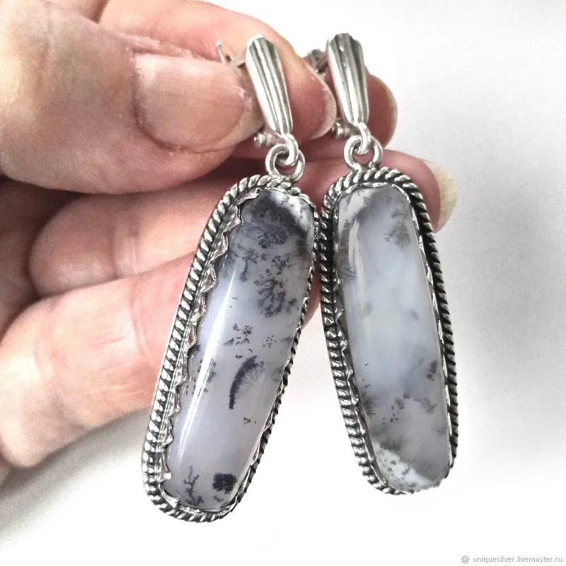 Exquisite Vintage-Ohrringe aus Naturstein