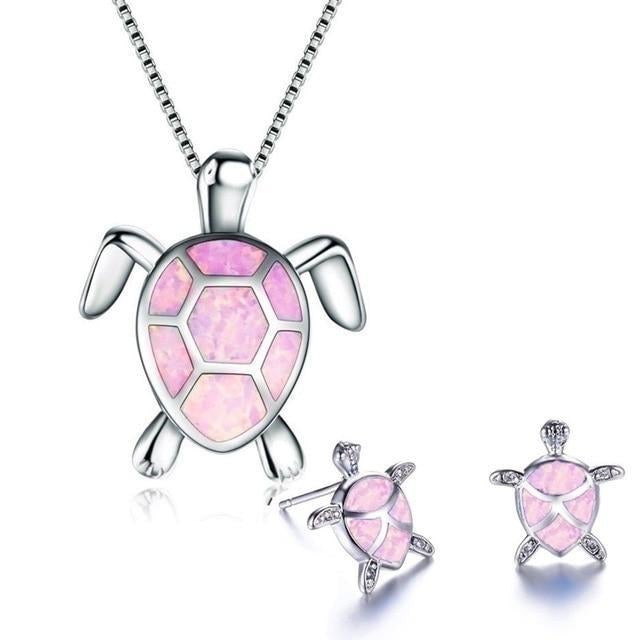 Elegantes Set aus Opal und Silber: Halskette und Ohrringe mit einzigartigem Meeresschildkröten-Design