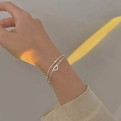 Elegantes verstellbares Herzarmband aus hochwertigem Silber