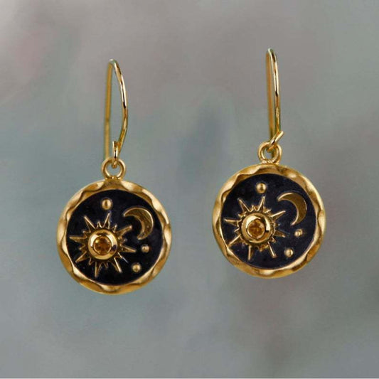 Strahlende Ohrringe mit faszinierendem Sonnen- und Monddesign in edlem Gold und Silber