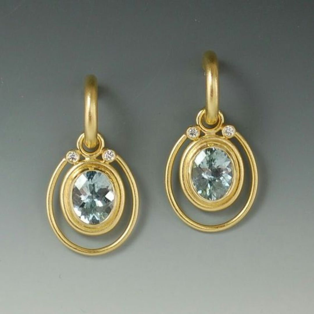 Elegante Vintage-Ohrringe mit leuchtendem blauen Kristallakzent
