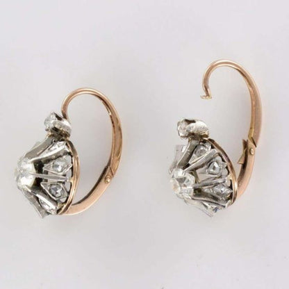 Elegante Vintage Zirkonia Ohrstecker für einen Hauch von Glamour