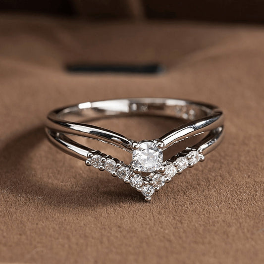 Eleganter Sterlingsilberring mit funkelndem Glanz