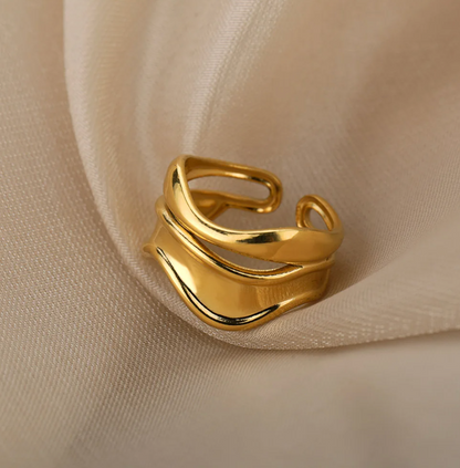 Prächtiger kaiserlicher Ring aus 18 Karat Vergoldung