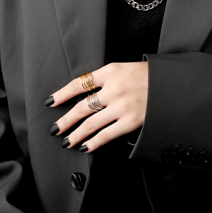 Eleganter 18 Karat vergoldeter Ring im Waldstil