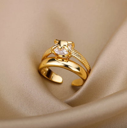 Eleganter Ring Pure Heart in 18 Karat Gold-Optik