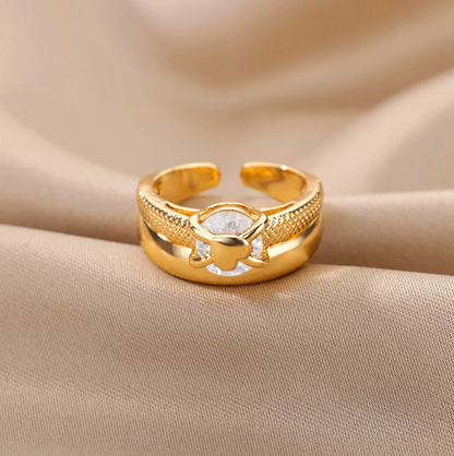 Eleganter Ring Pure Heart in 18 Karat Gold-Optik