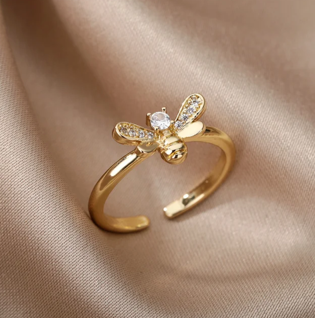 Eleganter verstellbarer Ring mit Biene und funkelnden Zirkonia, 18 Karat vergoldet