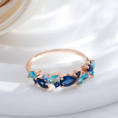 Elegantes Set aus Meerestränen in edlem 18 Karat Roségoldoxid-Design