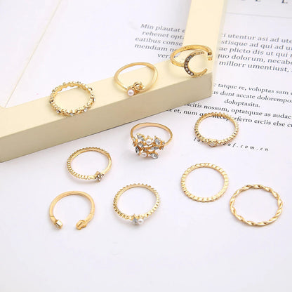 Set von 10 exquisiten böhmischen silbernen und vergoldeten Ringen