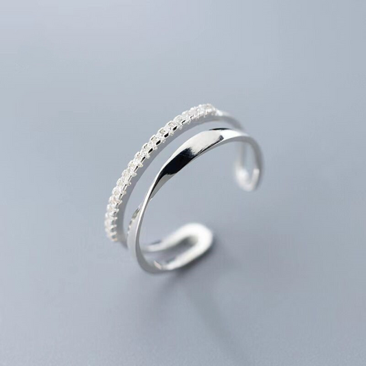 Eleganter verstellbarer Ring aus hochwertigem 925er Sterlingsilber