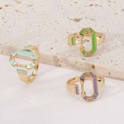 Elegante runde Ringe mit 18 Karat Vergoldung und bunten Akzenten