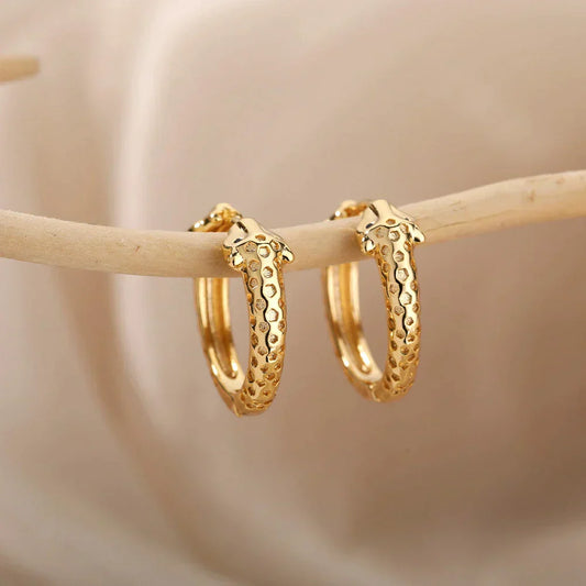 Elegante Minimalistische Goldschlangen-Ohrringe für zeitlosen Stil