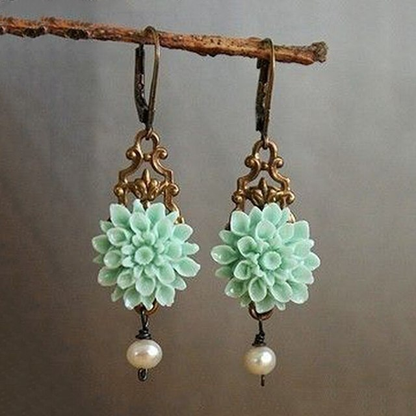 Bohemian Earrings with Enchanting Turquoise Flower and Elegant Pearls