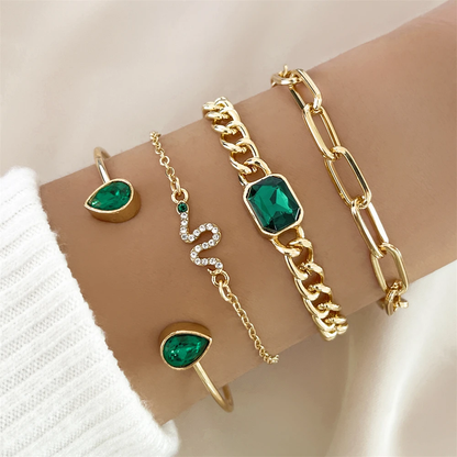 Strahlendes Armband-Set mit funkelnden grünen Kristallen