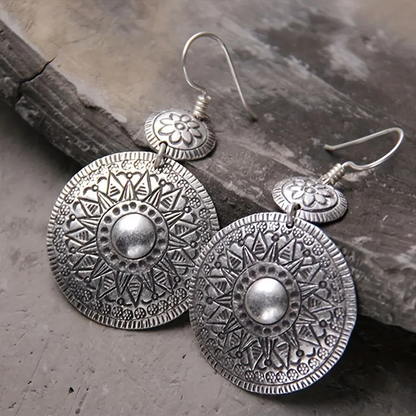 Elegante Vintage Silber Mandala-Ohrhänger für einen zeitlosen Look