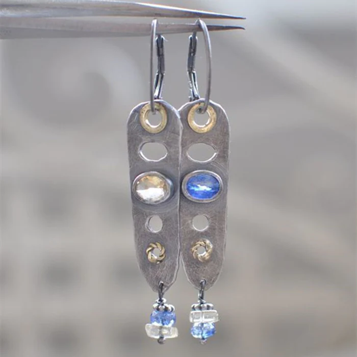 Elegante Sterling Silber Ohrringe mit blauem Vintage-Kristall