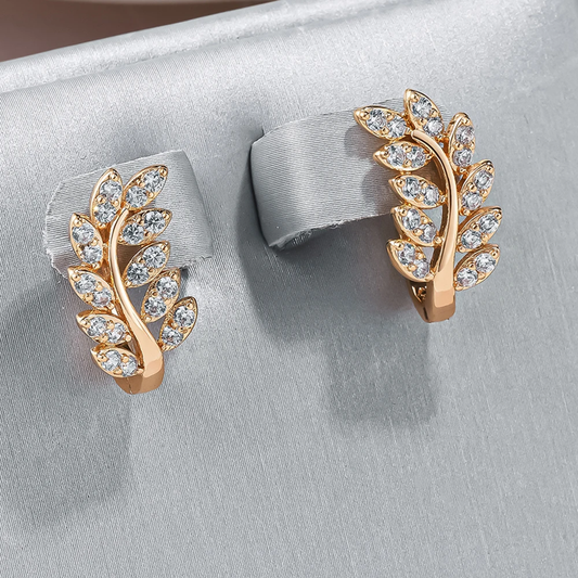 Luxurious earrings with sparkling zirconia leaves