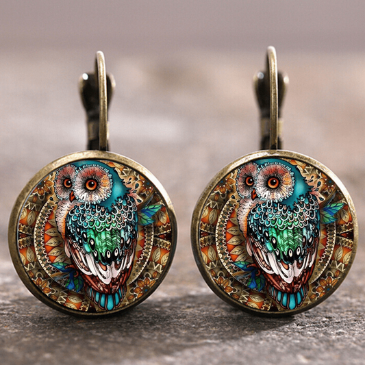 Elegante Vintage-Eulenohrringe mit abgerundeten Kristallen