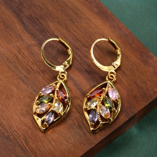 Strahlende Vintage Goldene Blätter Farbige Zirkonia Ohrringe