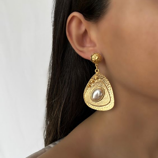 Elegante Vintage-Gold Perlenohrringe – Zeitloser Schmuck für jeden Anlass